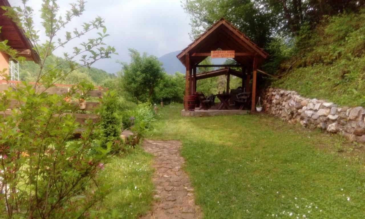 Turisticki Kompleks - Montana Tjentiste Εξωτερικό φωτογραφία